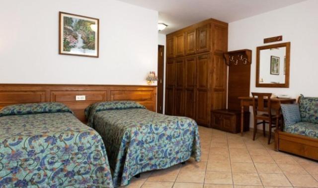 פרג'לאטו Hotel Villa Plinia מראה חיצוני תמונה