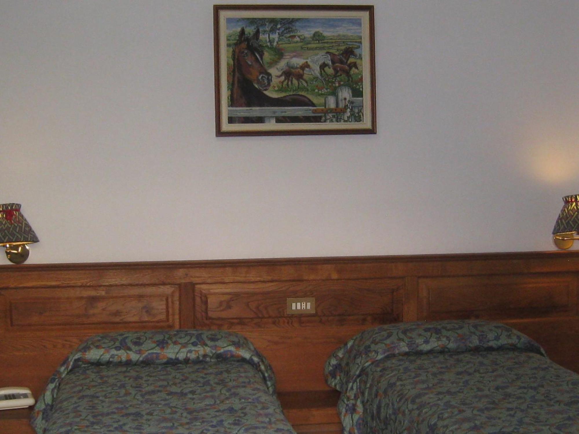 פרג'לאטו Hotel Villa Plinia מראה חיצוני תמונה